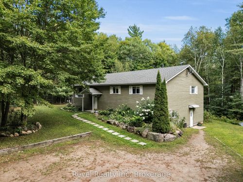 1326 Echo Lake Rd, Baysville, ON, P0B1A0 | Card Image