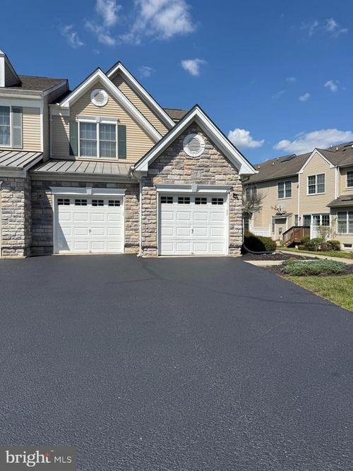 26 Tree Swallow Dr, Princeton, NJ, 08540-6129 | Card Image