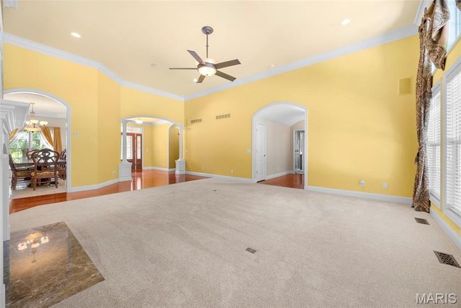 Flooded with Natural Light! | Image 6