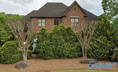 5167 Lake Crest Circle, House other with 6 bedrooms, 4 bathrooms and null parking in Hoover AL | Image 1