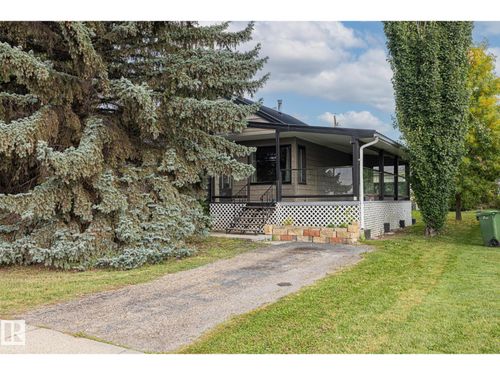 5008 54 Ave, Wabamun, AB, T0E2K0 | Card Image