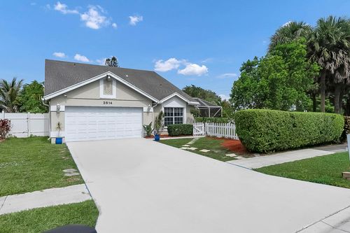 3814 Circle Lake Dr, West Palm Beach, FL, 33417-1180 | Card Image