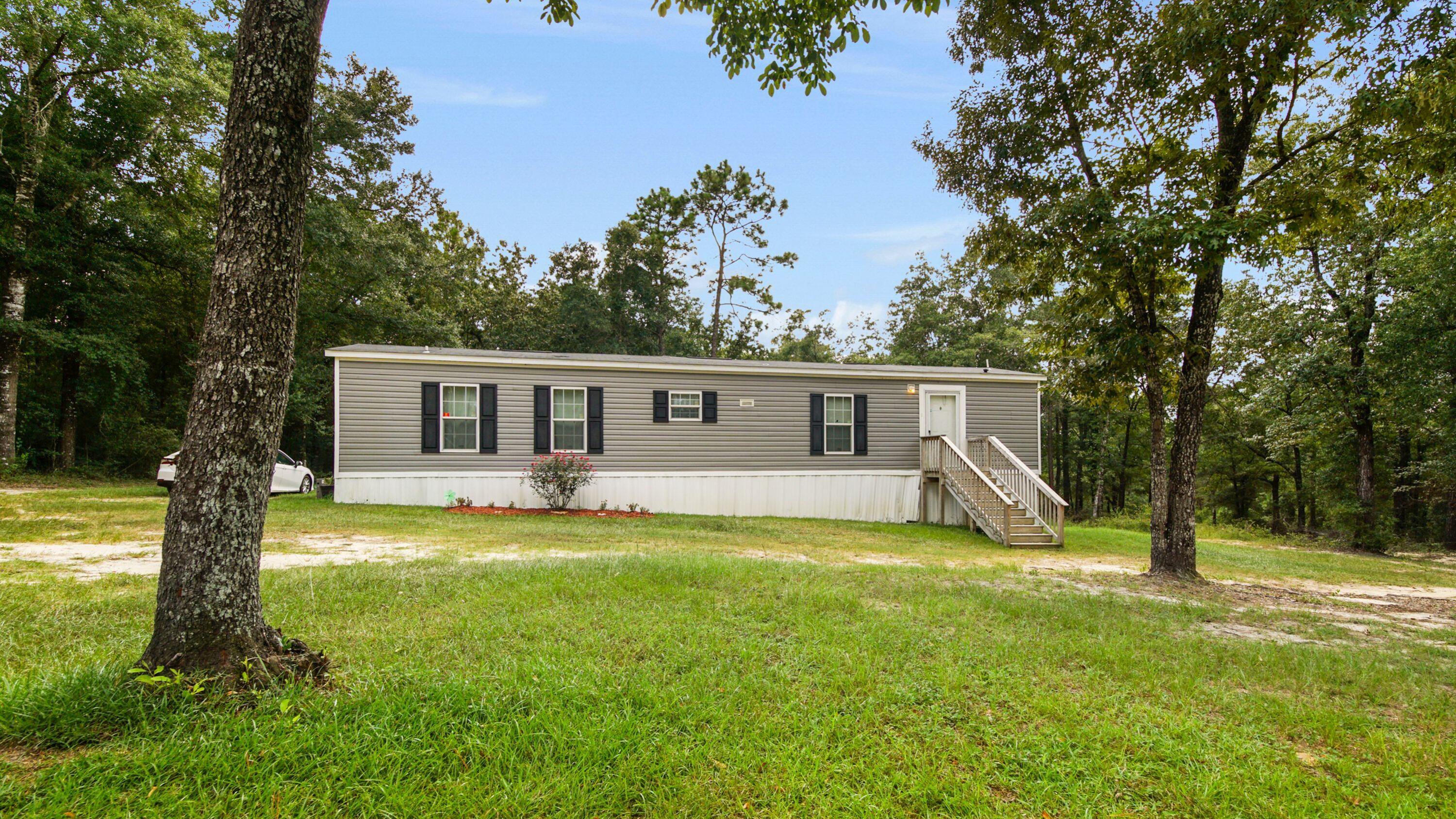 Kings Lake Blvd, Defuniak Springs, FL 32433