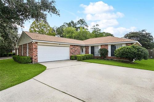 117 Westminster Dr, Slidell, LA, 70460-8409 | Card Image
