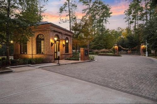 208 Eminence Isle, Montgomery, TX, 77316 | Card Image