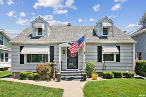 2219 24th St, Rock Island, IL, 61201-4538 | Card Image