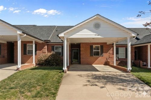 3944 Jasmine Ln, Denver, NC, 28037-6224 | Card Image