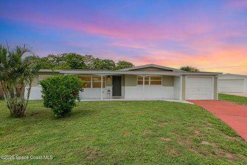2746 Lorna Cir, Melbourne, FL, 32935-2889 | Card Image