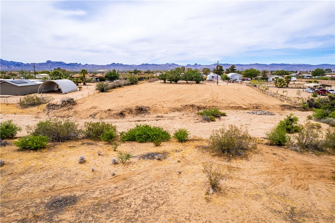 Land in Golden Valley 4