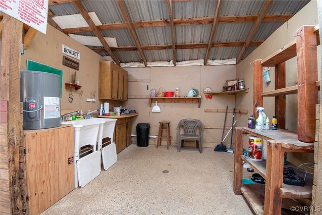 1316 General Puller Hwy, House other with 3 bedrooms, 2 bathrooms and null parking in Saluda VA | Image 36