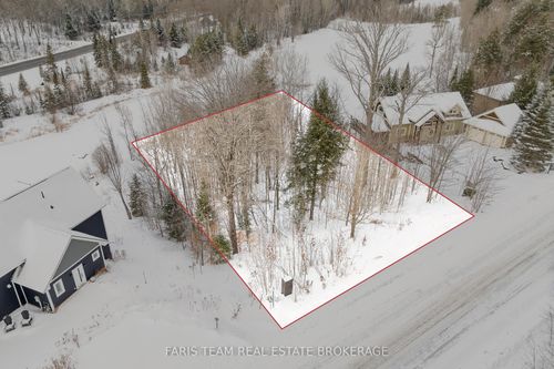 19 Deerhurst Highlands Dr, Huntsville, ON, P1H1B1 | Card Image