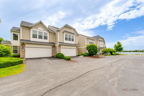 347 Devoe Dr, Oswego, IL, 60543-4065 | Card Image
