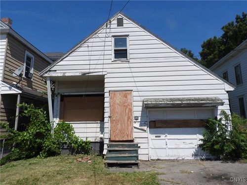234 Richmond Ave, Syracuse, NY, 13204-2236 | Card Image