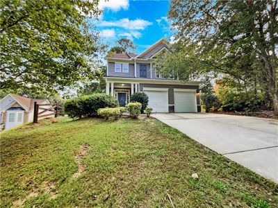 8214 Eastshore Drive, House other with 4 bedrooms, 3 bathrooms and null parking in Union City GA | Image 1