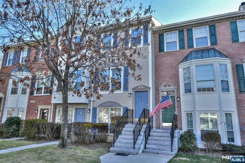 501 Quince Ct, Mahwah, NJ, 07430-2092 | Card Image
