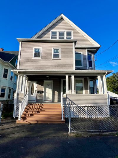 78-80 Milne Street, Home with 6 bedrooms, 3 bathrooms and 10 parking in Bridgeport CT | Image 1