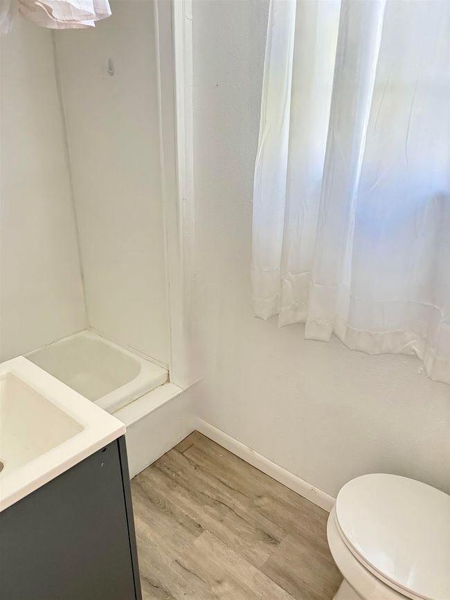 627 - 625 E Pipkin St, House other with 2 bedrooms, 1 bathrooms and null parking in Beaumont TX | Image 26