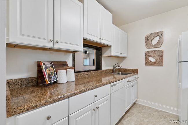 UNIT-11602 - 11602 E Briar Patch Dr, Condo with 2 bedrooms, 2 bathrooms and null parking in Midlothian VA | Image 19