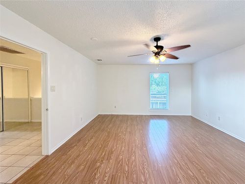 610 Colonial Dr, Garland, TX, 75043-2307 | Card Image