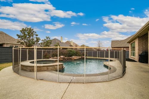 801 Boardwalk Way, Aubrey, TX, 76227-1517 | Card Image