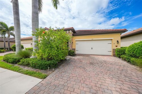 131 Ventosa Pl, North Venice, FL, 34275-1016 | Card Image