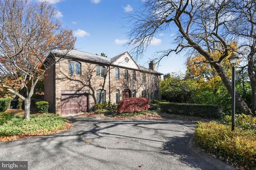 3227 Ellicott St Nw, WASHINGTON, DC, 20008-2061 | Card Image