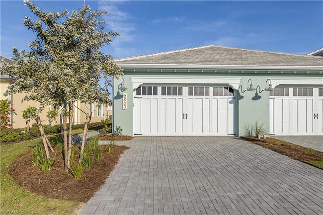 8925 Calypso Ct, Condo with 2 bedrooms, 2 bathrooms and 2 parking in Naples FL | Image 26