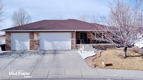2840 Nicklaus Dr, Casper, WY, 82601-6081 | Card Image