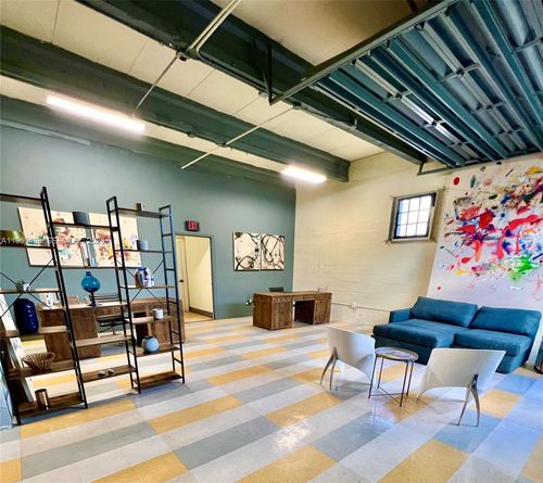 a-3257 Nw 7th Avenue Cir, MIAMI, FL, 33127-3313 | Card Image