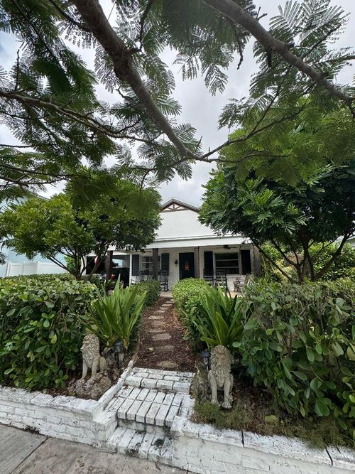 8933 Se Ceres Street, Hobe Sound, FL, 33455 | Card Image