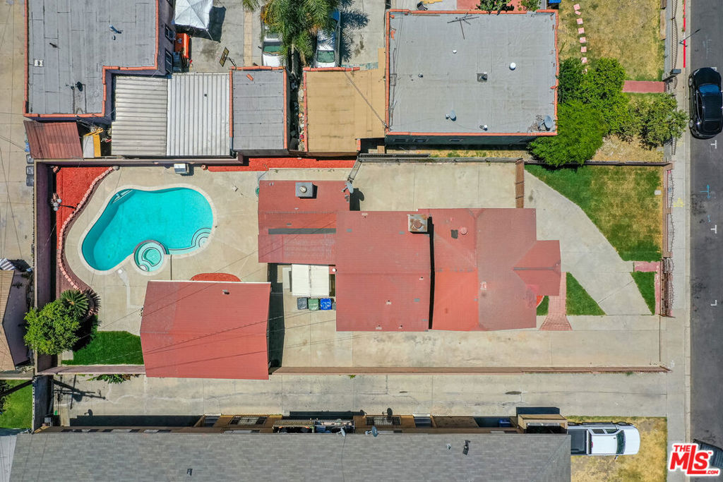 Residential in Maywood 3