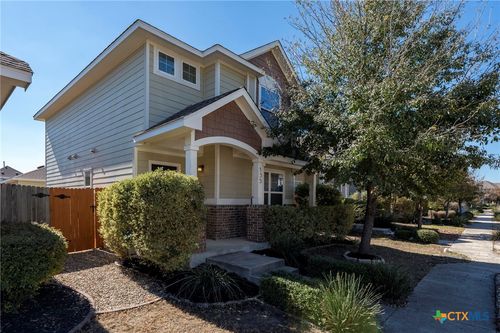 135 Wainscot Oak Way, San Marcos, TX, 78666-2464 | Card Image