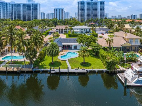 430 Holiday Dr, Hallandale Beach, FL, 33009-6520 | Card Image