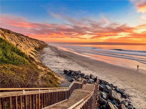 6512 Surfside Ln, Carlsbad, CA, 92011-3209 | Card Image