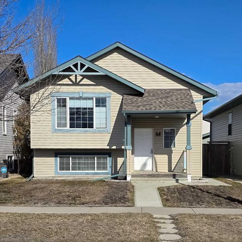 7 Lawford Ave, Red Deer, AB, T4R3B4 | Card Image