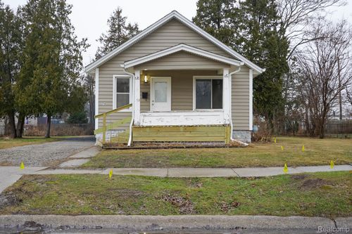 74 W Bernhard Ave, Hazel Park, MI, 48030-2202 | Card Image