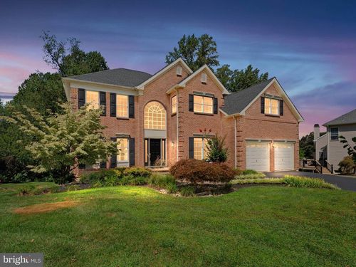 1350 Wooded Knls, WEST CHESTER, PA, 19382-8250 | Card Image