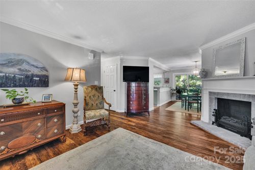 1741 Robinwood Rd, Gastonia, NC, 28054-1620 | Card Image