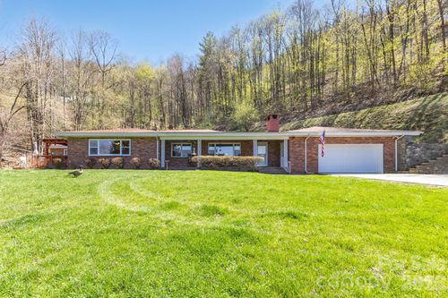 87 Rockwood Road, Waynesville, NC, 28786 | Card Image