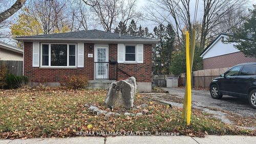 main-261 Wellington St E, Barrie, ON, L4M2E4 | Card Image