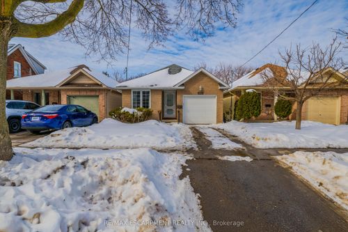 2-58 Waterloo St, Brantford, ON, N3T3R8 | Card Image