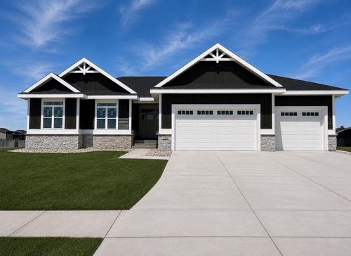 4066 Hanover Dr, Deforest, WI, 53532-9218 | Card Image