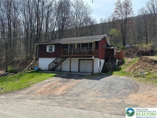 1165 E Catawissa St, NESQUEHONING, PA, 18240-1806 | Card Image