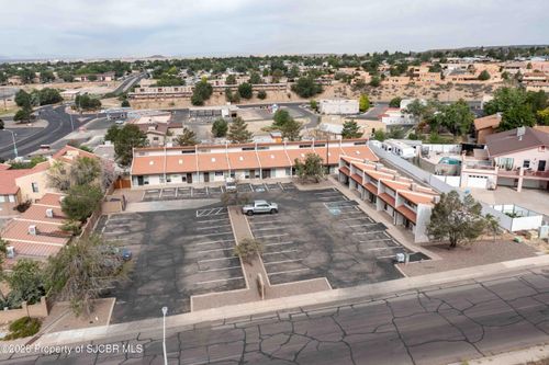 h-3005 Northridge Dr, Farmington, NM, 87401-2085 | Card Image