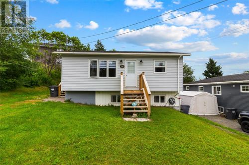 16 Seawards Lane, House with 2 bedrooms, 1 bathrooms and null parking in Clarenville NL | Card Image