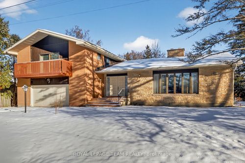 7 Little Rd, Gloucester, ON, K1V1H5 | Card Image