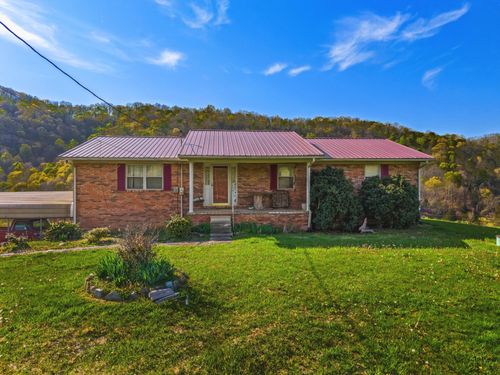 3003 Cantwell Valley Rd, Sneedville, TN, 37869-4402 | Card Image