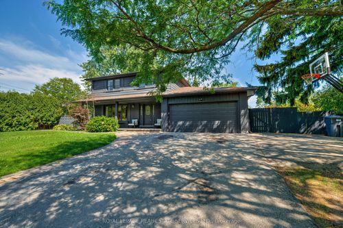 297 Sunset Dr, Oakville, ON, L6L3M5 | Card Image