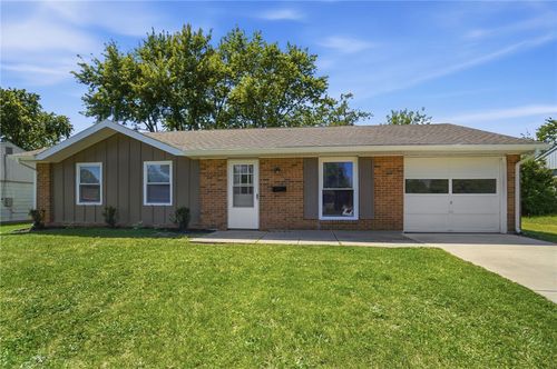 3151 Vineyard St, Springfield, OH, 45503-1736 | Card Image