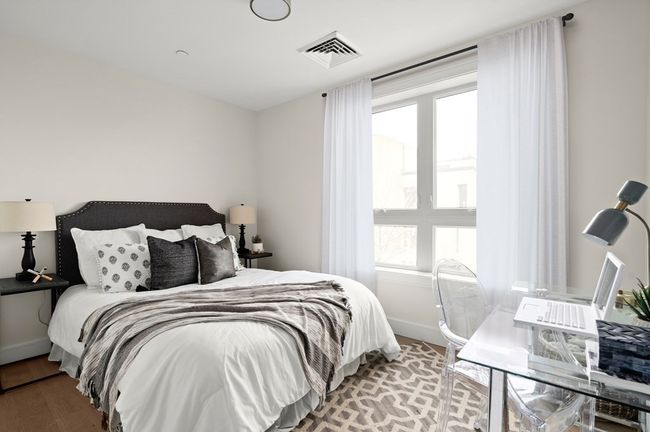APT-509 - 301 Border St, Condo with 2 bedrooms, 2 bathrooms and 1 parking in Boston MA | Image 15